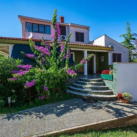 Big Swimming Pool Moonvidal Pula