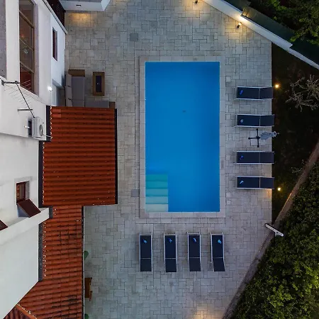 Apartment Big Swimming Pool Moonvidal