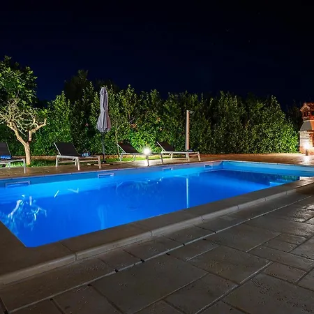 Big Swimming Pool Moonvidal