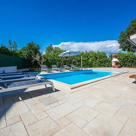 Big Swimming Pool Moonvidal بولا