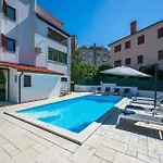 公寓 Moonvidal With Big Private Swimming Pool And Free Parking
