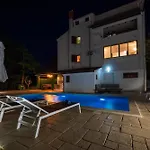 Moonvidal With Big Private Swimming Pool And Free Parking * Póla