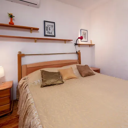 Moonvidal With Big Private Swimming Pool And Free Parking شقة بولا