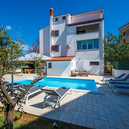 شقة Moonvidal With Big Private Swimming Pool And Free Parking *