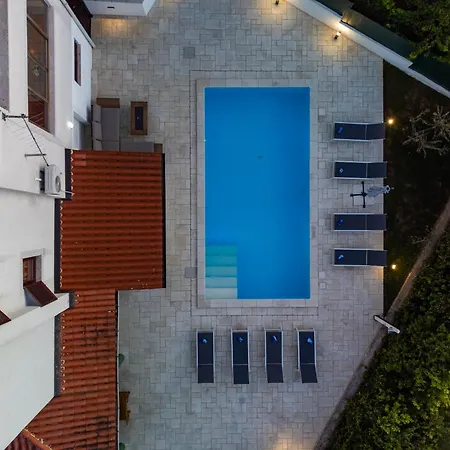 公寓 Moonvidal With Big Private Swimming Pool And Free Parking 普拉