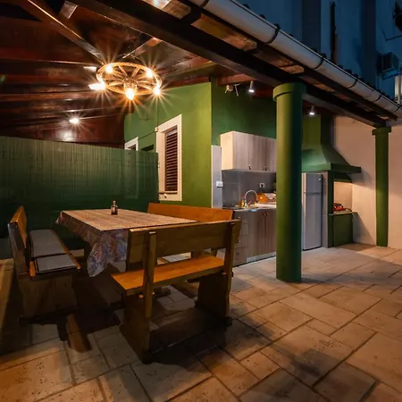 شقة Moonvidal With Big Private Swimming Pool And Free Parking بولا