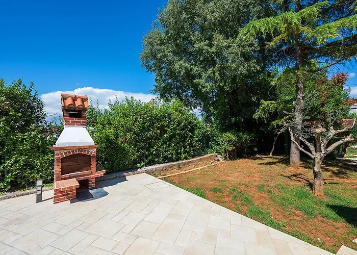 Big Private Swimming Pool Moonvidal Pula