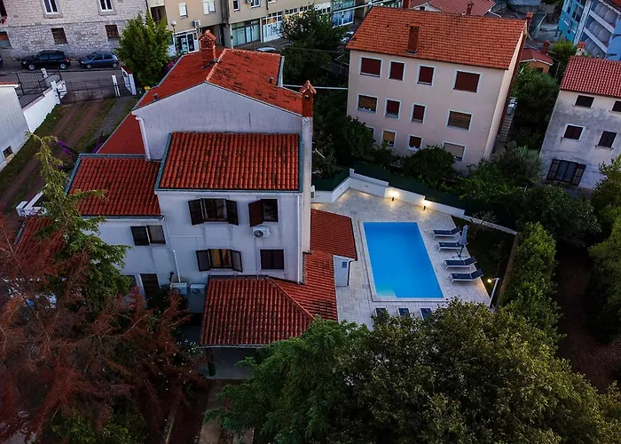 Big Private Swimming Pool Moonvidal Appartement