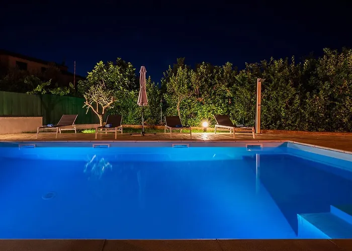 Big Private Swimming Pool Moonvidal * Pula