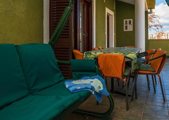 Big Private Swimming Pool Moonvidal Appartement Pula