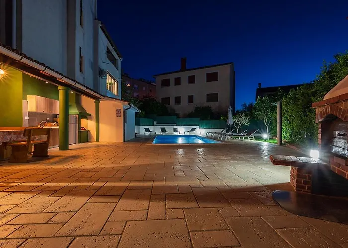 Big Private Swimming Pool Moonvidal Appartement