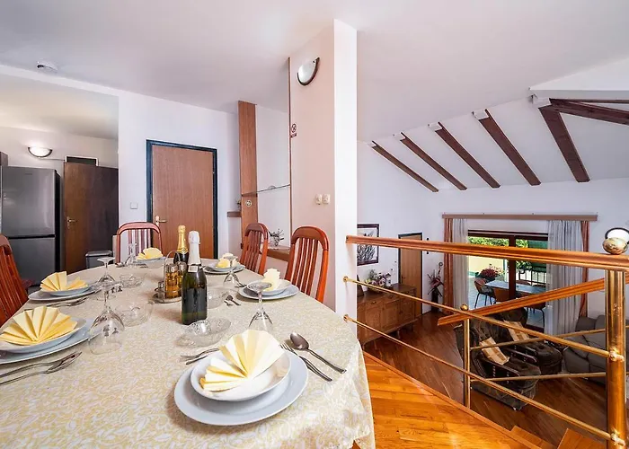 Big Private Swimming Pool Moonvidal * Pula